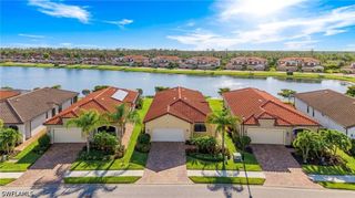 1575 Santiago CIR, Naples, FL 34113
