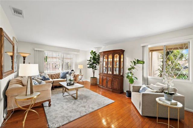 10802 Mac Street, Anaheim, CA 92804