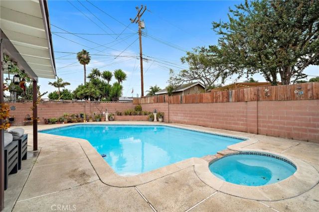 10802 Mac Street, Anaheim, CA 92804