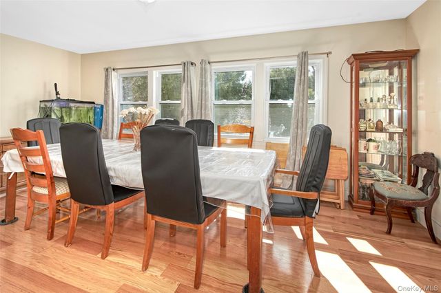 123 Webster Avenue, Harrison, NY 10528