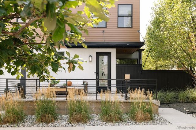 2364 W 33rd Avenue, Denver, CO 80211