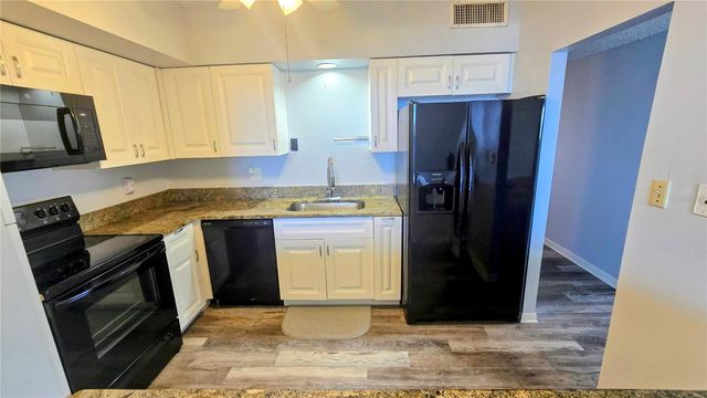 30 TURNER STREET 704, Clearwater, FL 33756