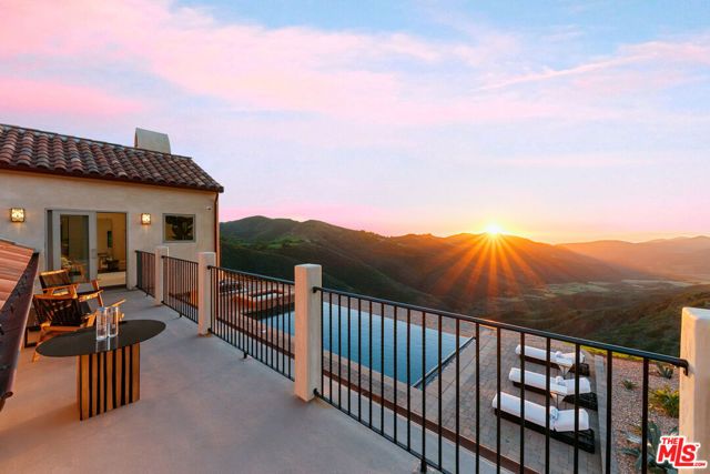 8567 Mipolomol Road, Malibu, CA 90265
