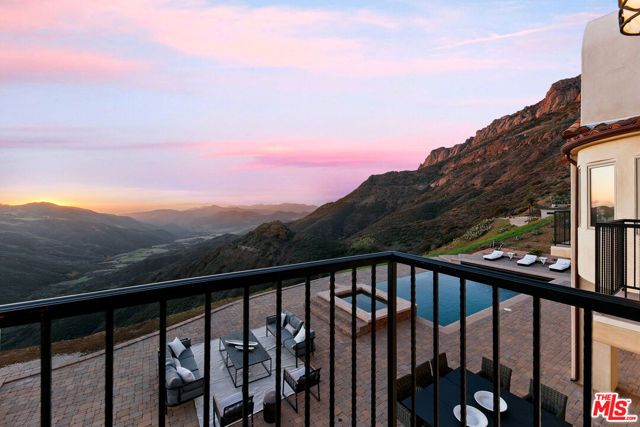 8567 Mipolomol Road, Malibu, CA 90265