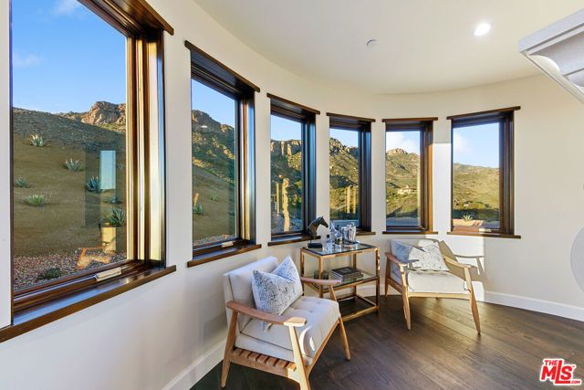8567 Mipolomol Road, Malibu, CA 90265