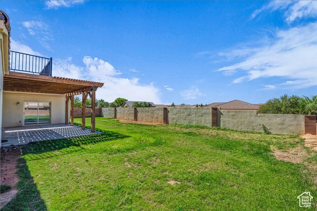 2472 S LYLE ST, Hurricane, UT 84737