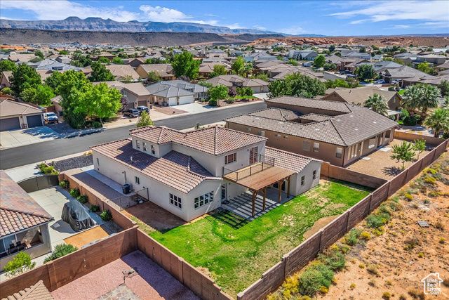 2472 S LYLE ST, Hurricane, UT 84737