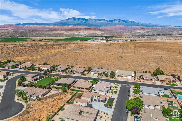 2472 S LYLE ST, Hurricane, UT 84737