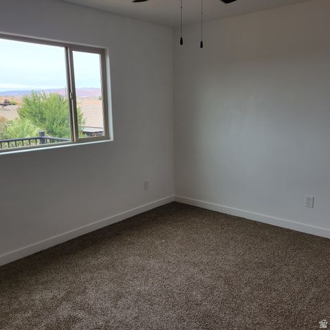 2472 S LYLE ST, Hurricane, UT 84737