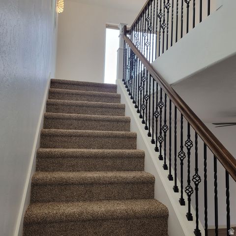 2472 S LYLE ST, Hurricane, UT 84737