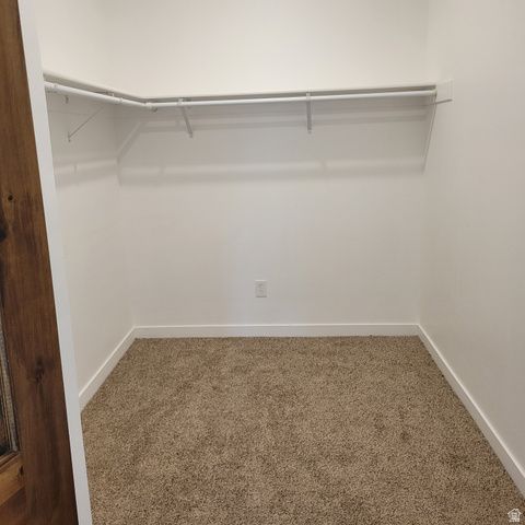 2472 S LYLE ST, Hurricane, UT 84737