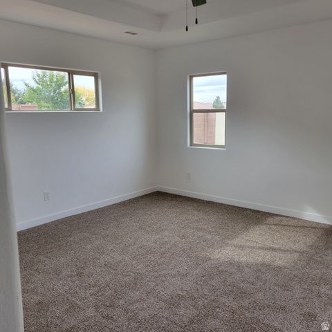 2472 S LYLE ST, Hurricane, UT 84737