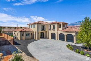 2472 S LYLE ST, Hurricane, UT 84737