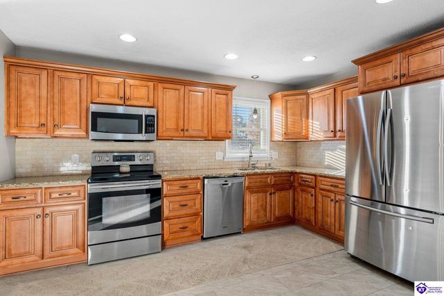 318 Madison Drive, Elizabethtown, KY 42701