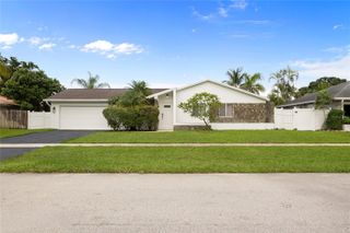 20847 SUGARLOAF LANE, Boca Raton, FL 33428