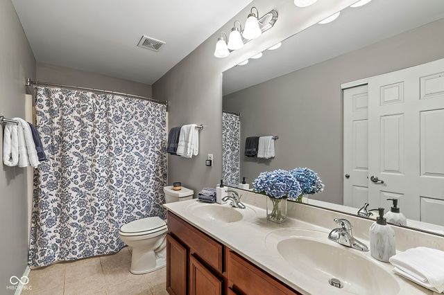 14101 Franks Way, Fishers, IN 46040