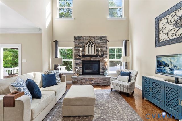 16707 White Daisy Loop, Moseley, VA 23120