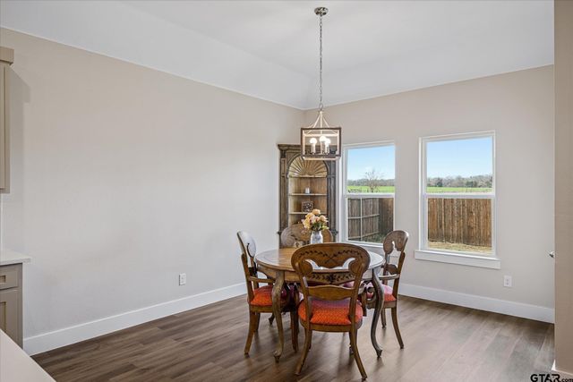 1888 Meadowview, Canton, TX 75103