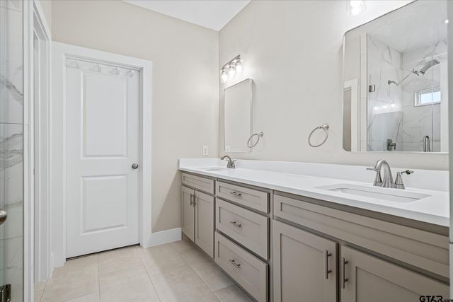 1888 Meadowview, Canton, TX 75103
