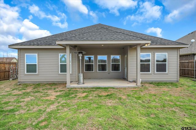 1888 Meadowview, Canton, TX 75103