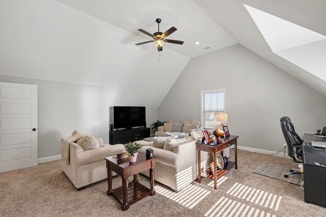 9 J T Tucker Ln, Lebanon, TN 37087