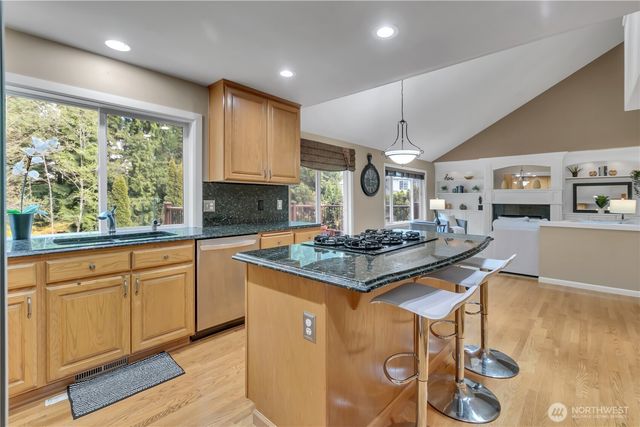 16038 SE 127Th Place, Renton, WA 98059