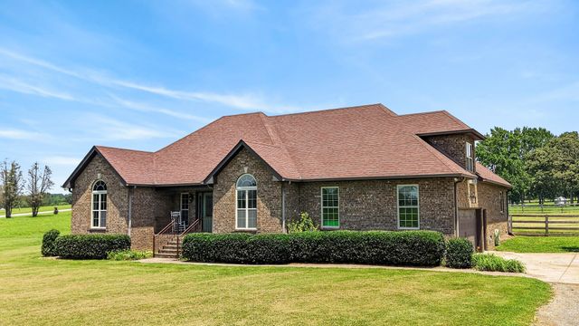530 Thompson Ln, Portland, TN 37148