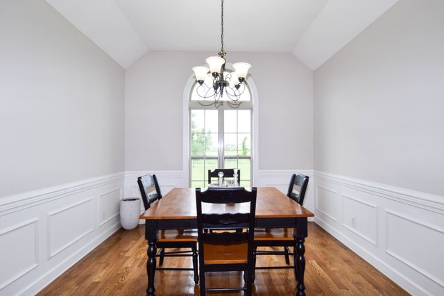 530 Thompson Ln, Portland, TN 37148