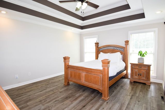 530 Thompson Ln, Portland, TN 37148