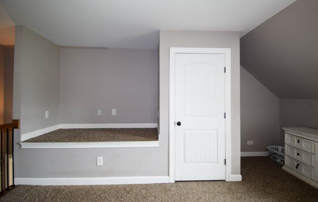 530 Thompson Ln, Portland, TN 37148