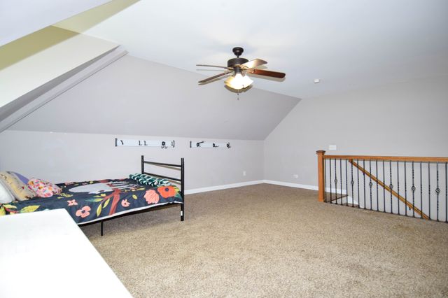 530 Thompson Ln, Portland, TN 37148
