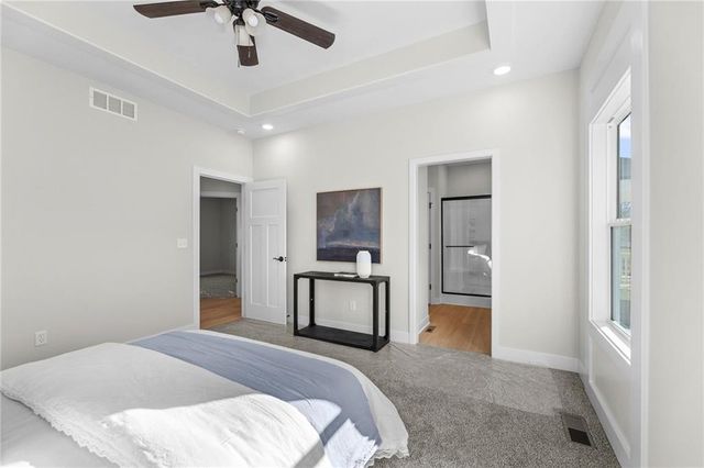 541 Oregon Street, Leavenworth, KS 66048