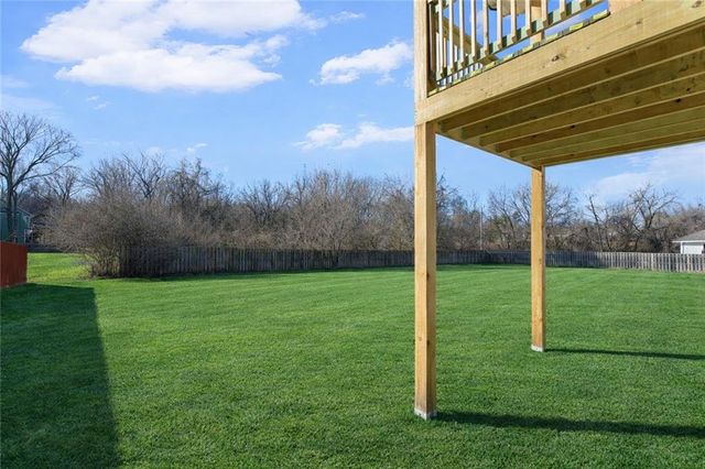 541 Oregon Street, Leavenworth, KS 66048