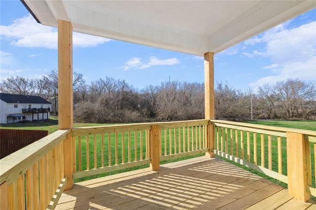 541 Oregon Street, Leavenworth, KS 66048