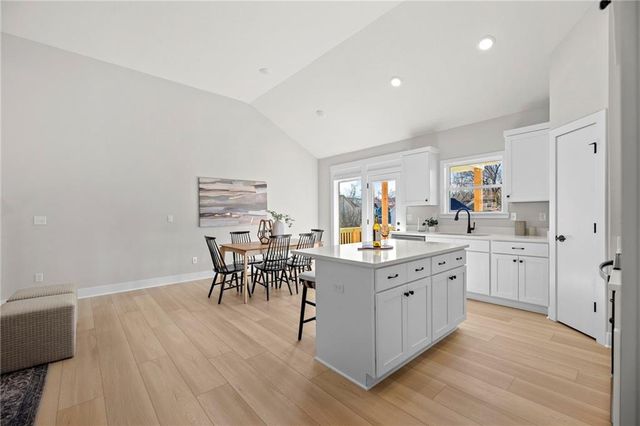 541 Oregon Street, Leavenworth, KS 66048