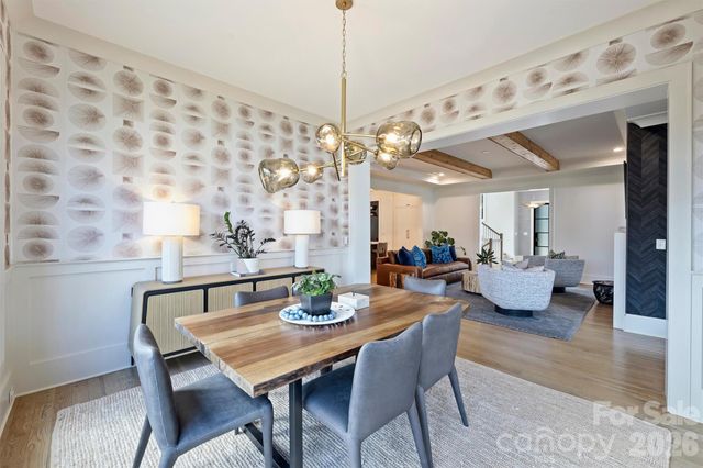 4542 Montclair Avenue, Charlotte, NC 28211