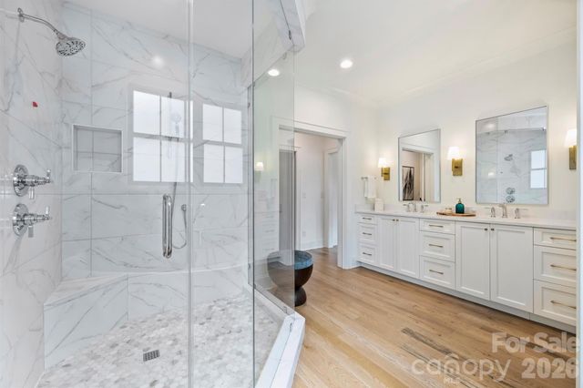 4542 Montclair Avenue, Charlotte, NC 28211