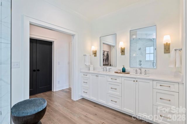 4542 Montclair Avenue, Charlotte, NC 28211