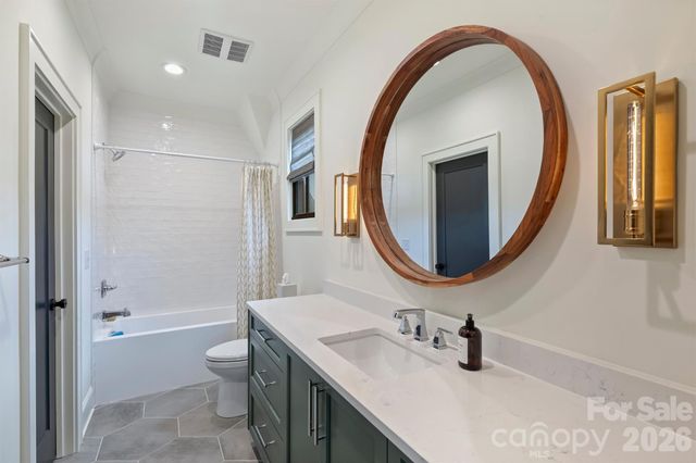 4542 Montclair Avenue, Charlotte, NC 28211