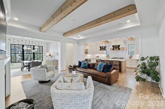 4542 Montclair Avenue, Charlotte, NC 28211