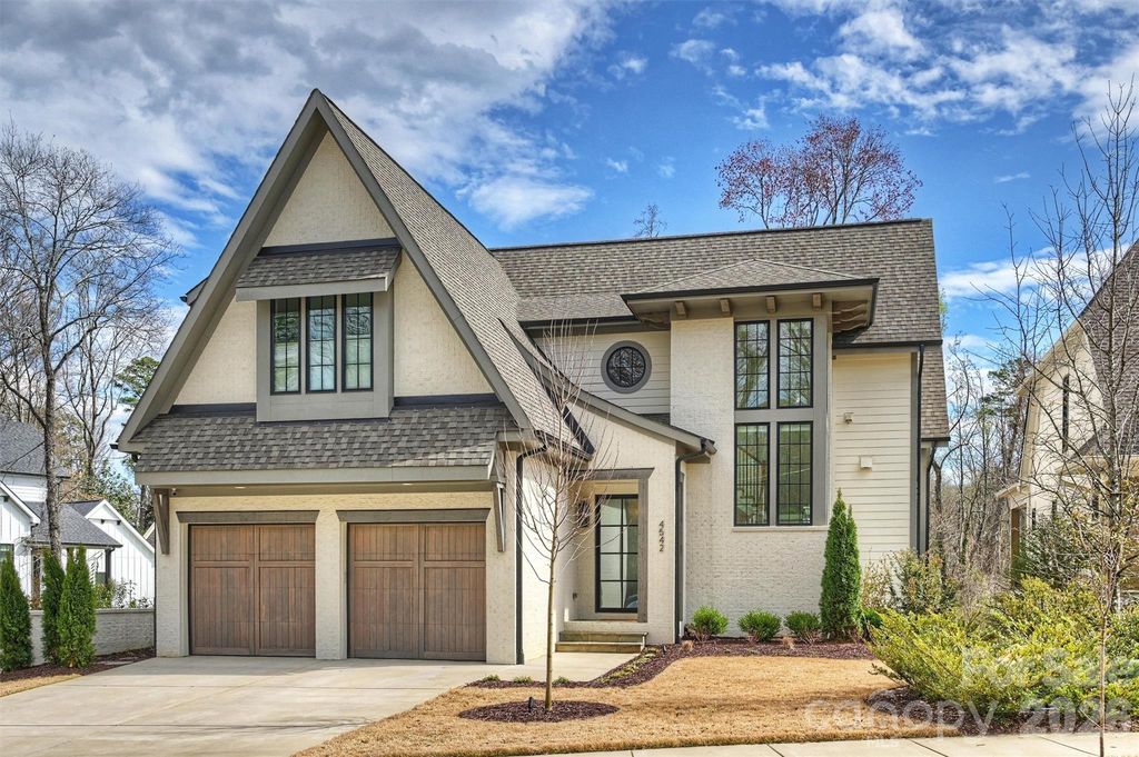 4542 Montclair Avenue, Charlotte, NC 28211