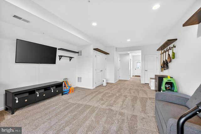 643 RAVENWOOD DR, Glen Burnie, MD 21060