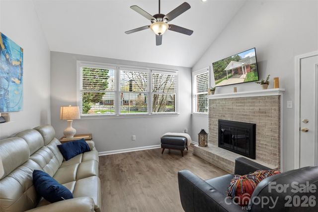 19960 Oak Leaf Circle, Cornelius, NC 28031