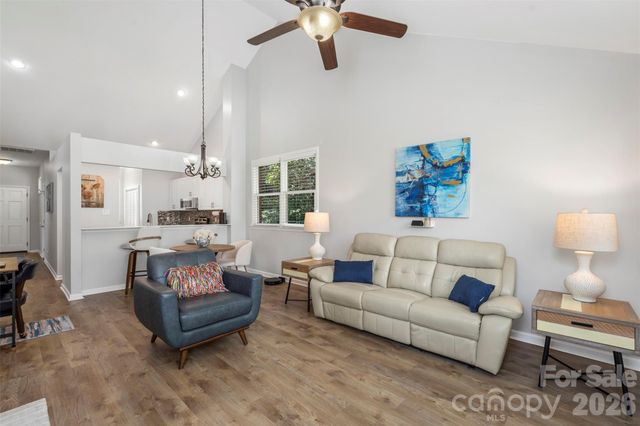 19960 Oak Leaf Circle, Cornelius, NC 28031