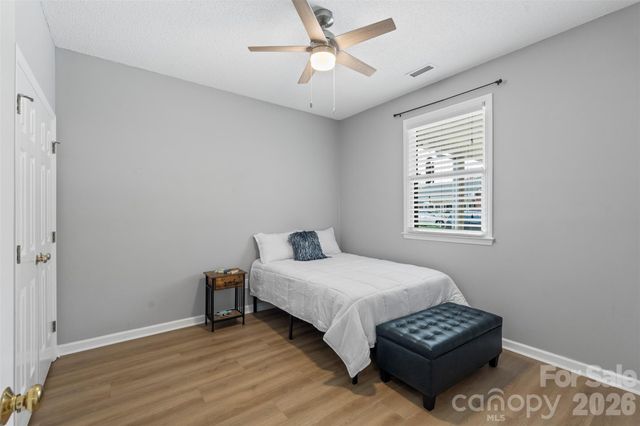 19960 Oak Leaf Circle, Cornelius, NC 28031