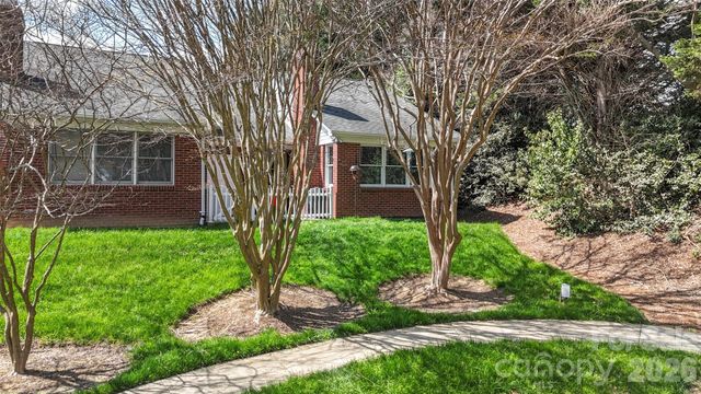 19960 Oak Leaf Circle, Cornelius, NC 28031