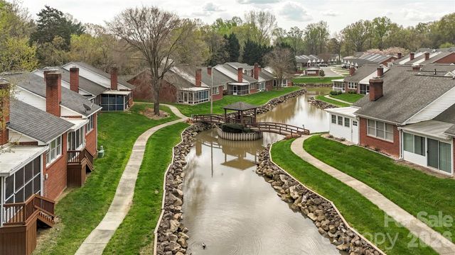 19960 Oak Leaf Circle, Cornelius, NC 28031