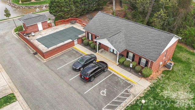 19960 Oak Leaf Circle, Cornelius, NC 28031