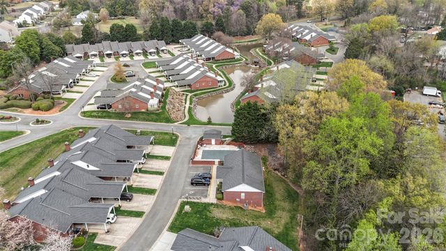 19960 Oak Leaf Circle, Cornelius, NC 28031