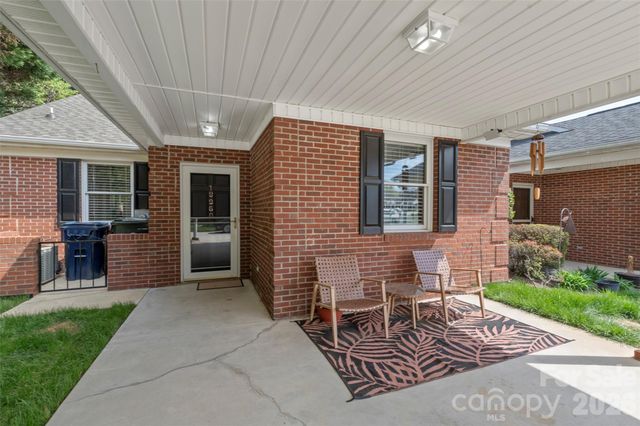 19960 Oak Leaf Circle, Cornelius, NC 28031